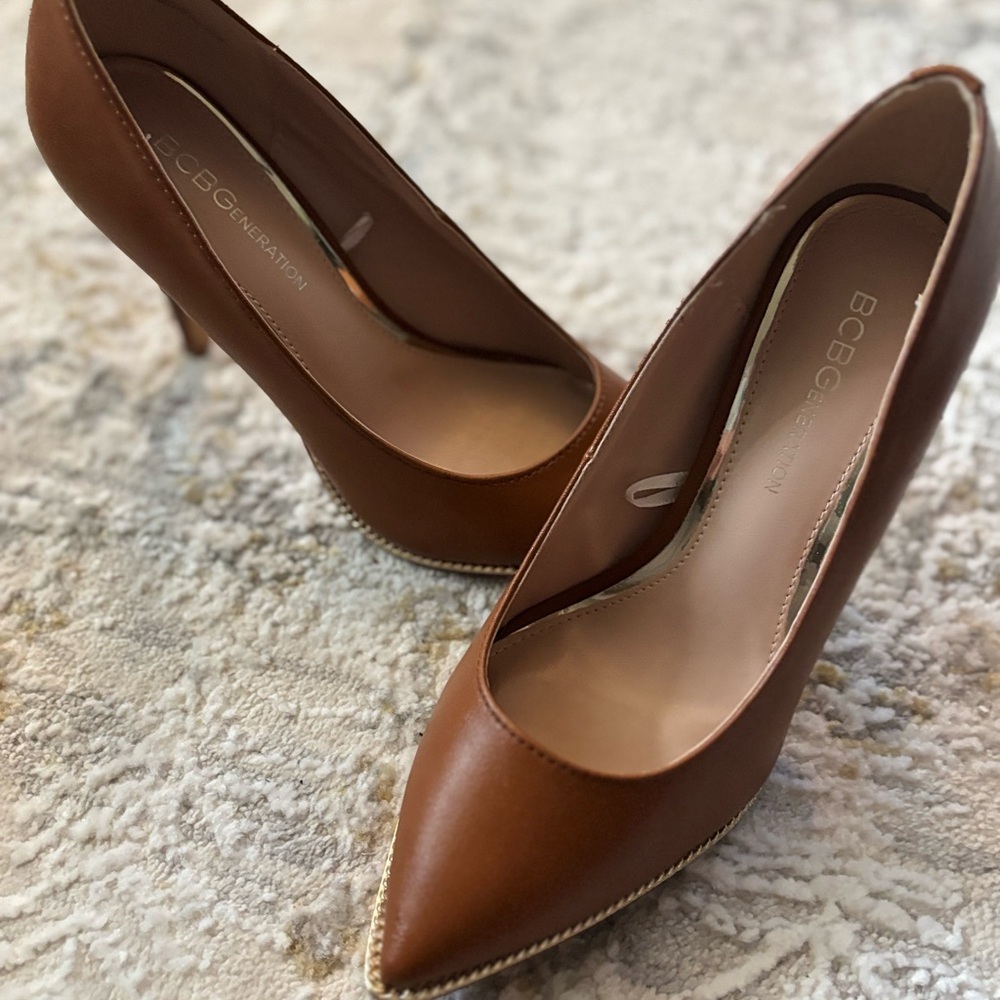 BCBGeneration Brown Heels Classic Pointed-Toe Pumps